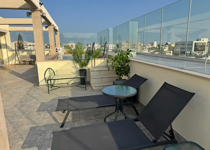 Appartamento Huge Heating Penthouse With Pool *